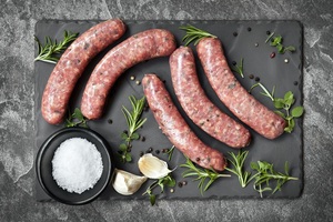LAMB, HONEY, MINT AND ROSEMARY SAUSAGES (1kg)