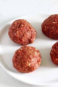 HOMEMADE HAMBURGERS - MARINATED